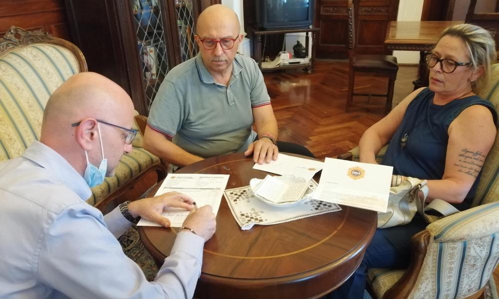 Marmo con i genitori di Ambra