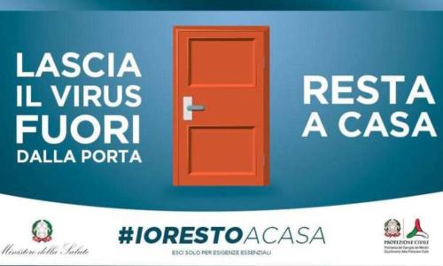 #iorestoacasa