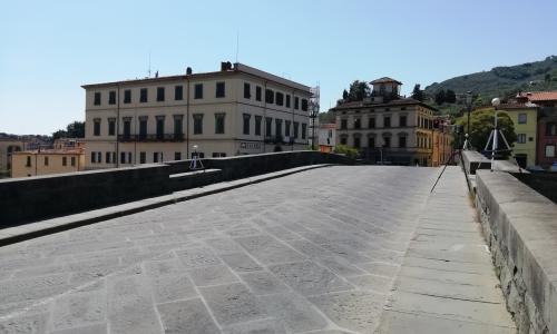 foto ponte Duomo Pescia